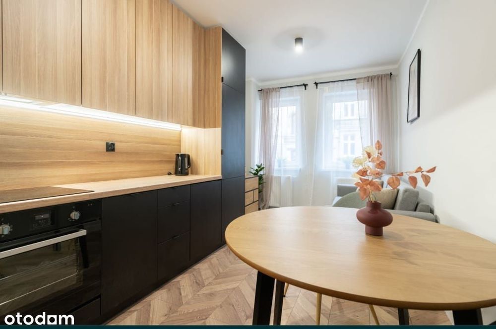 Mieszkanie w samym sercu Katowic ul Słowackiego / Apartment in center
