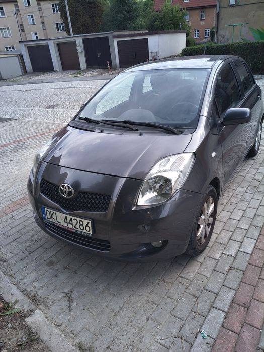 Toyota yaris II 2008