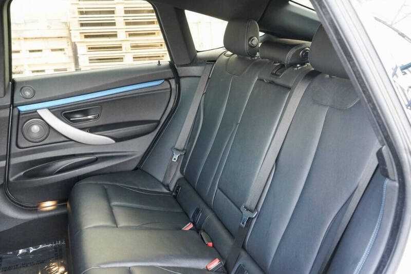 2017 BMW 3 Series GT