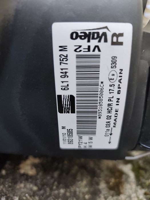 Farol SEAT Ibiza 6L ótica halogéneo original