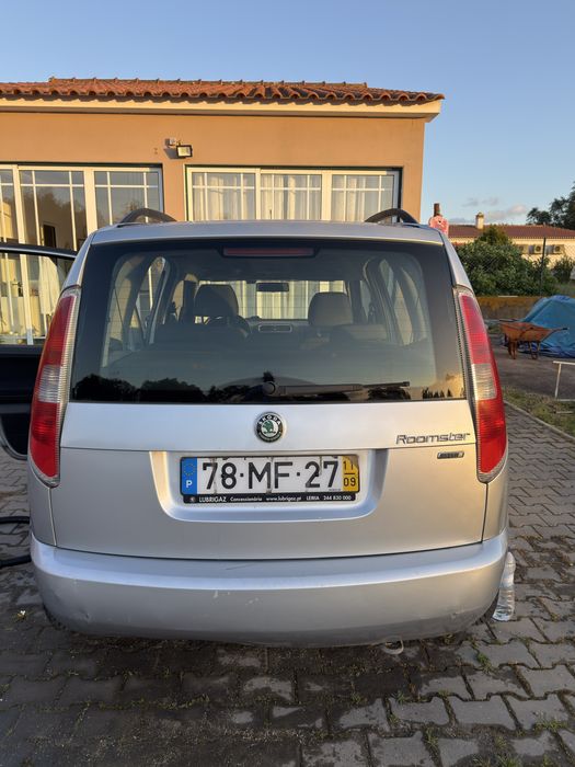 Skoda 2011 em perfeita funcionalidade