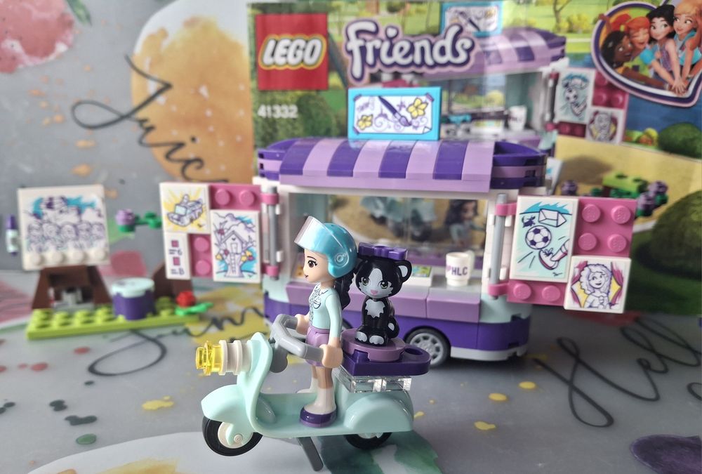 Klocki lego friends 41332 stoisko z rysunkami Emmy