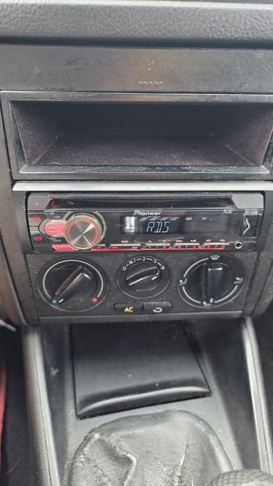 VW Golf Variant 1.9 TDI 90CV - Revisão feita