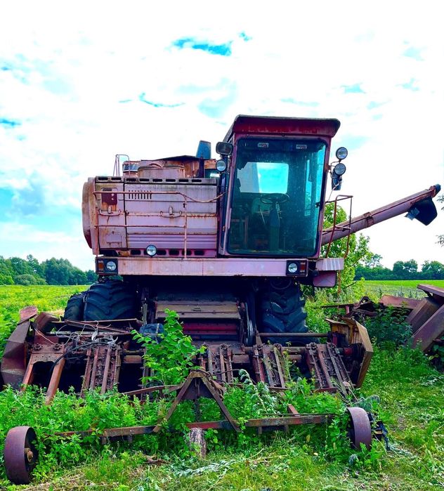 Комбаєн Дон Ростельмаш