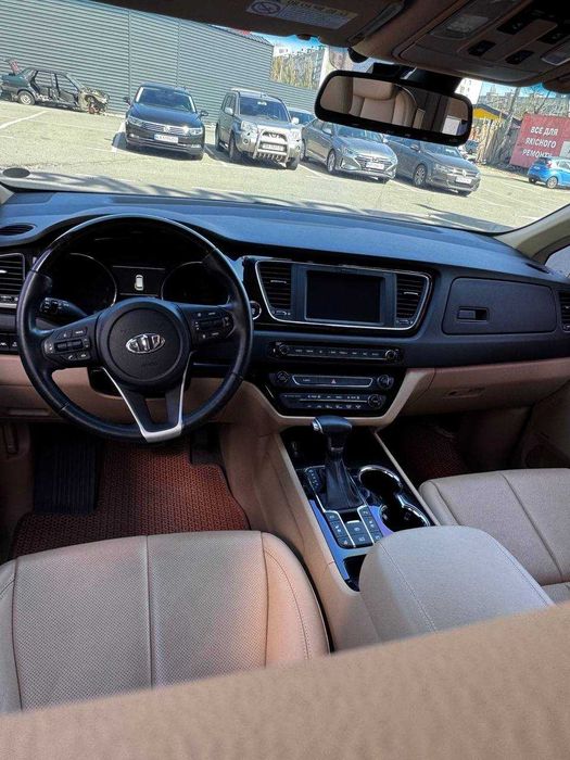 Kia Carnival   2019