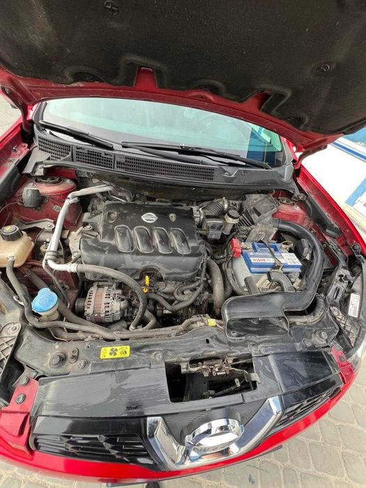 Nissan Qashqai 2.0 бензин 2013 року