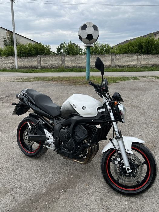 Продам мотоцикл Yamaha Fazer 600 - S2 (FZ-6)