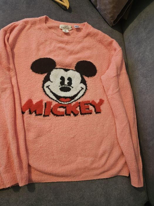 Damski sweter z aplikacja