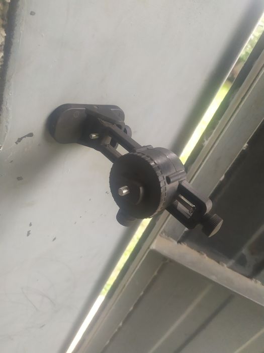 ларерного уровня штатив/держатель