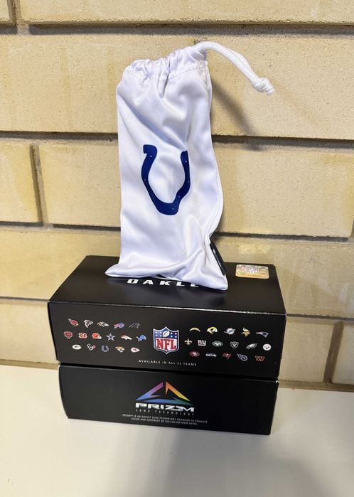 Очки Oakley Holbrook Indianapolis Colts, с линзами Prizm Sapphire Blue