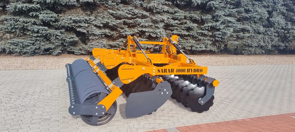 Brona talerzowa składana hydraulicznie ROLY SARAH HYDRO amazone horsch