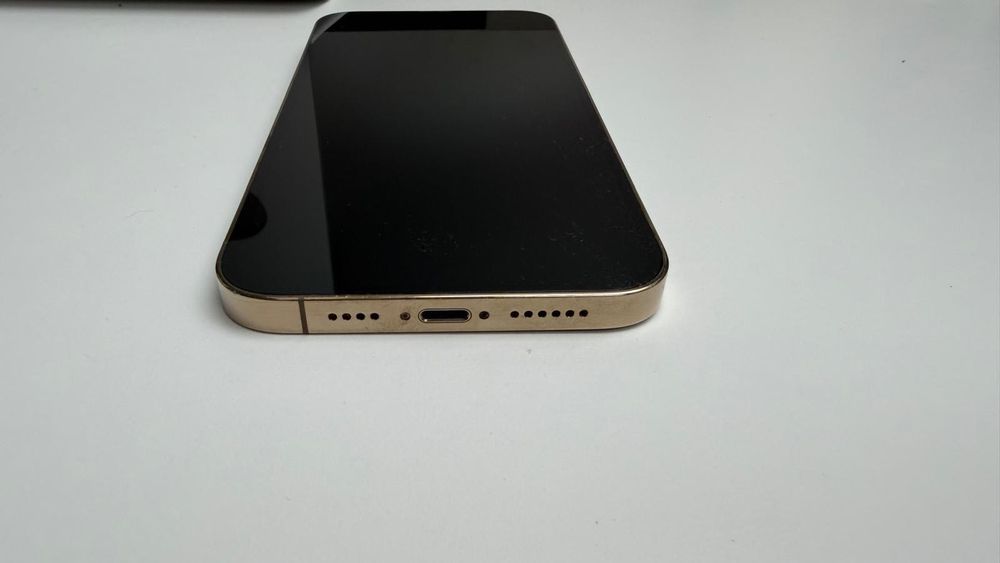 iPhone 13 Pro Max złoty top stan
