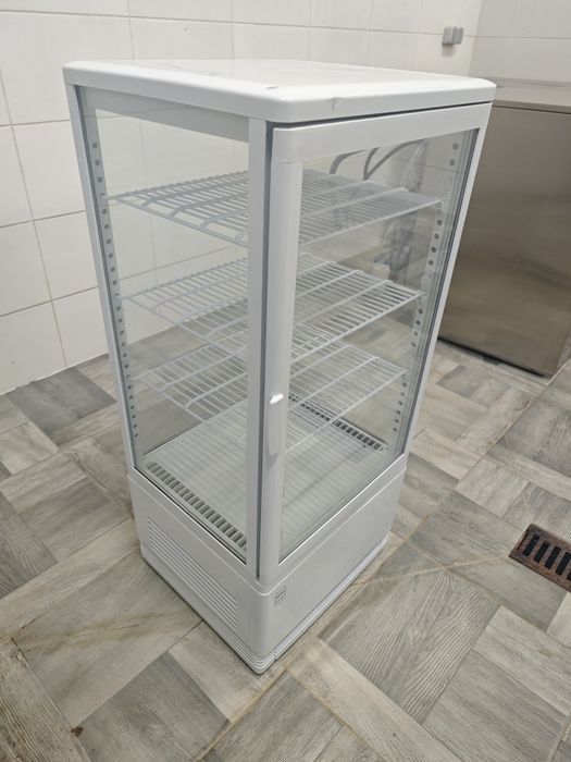 Холодильна вітрина кондитерська Metro GGC2078