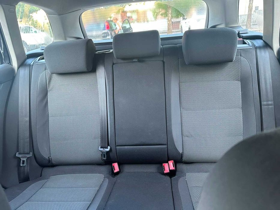 Automóvel Volkswagen Golf TDI