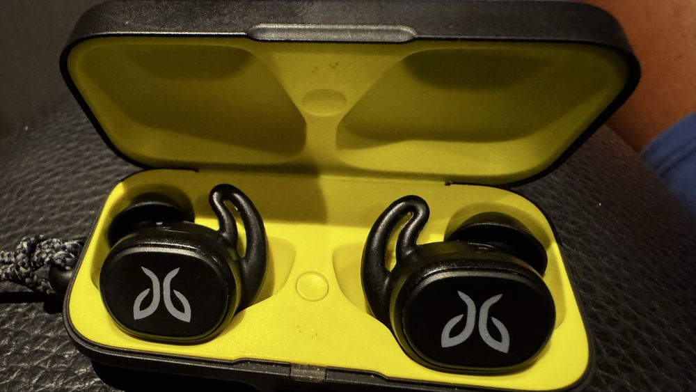 Auriculares Jaybird VISTA (earbud direito não funciona)