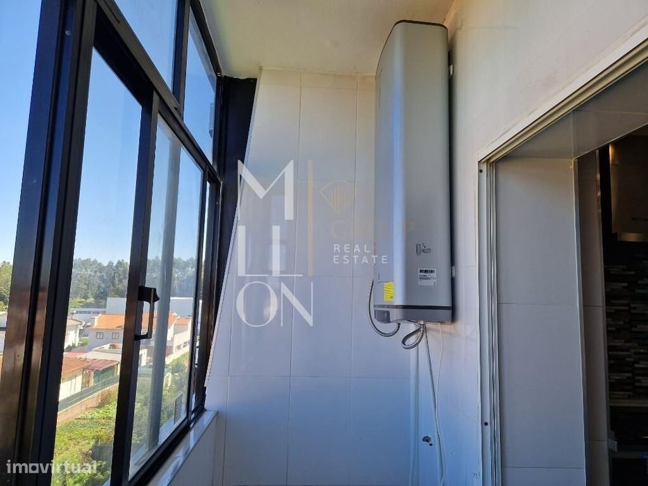 Apartamento T3 Renovado com Suite e Excelente Exposição Solar | Paços