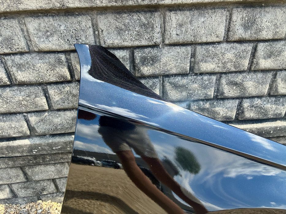 Błotnik przedni prawy bez rdzy LZ9Y Audi A4 B8 8K 8K0 08- przedlift ORYGINALNY