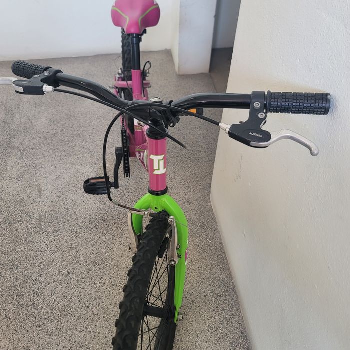 Bicicleta Infantil XTRAIL Aro 20 – Excelente Estado