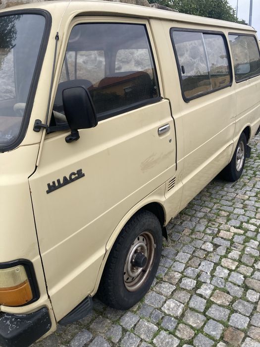 Toyota Haice 9 Lugares