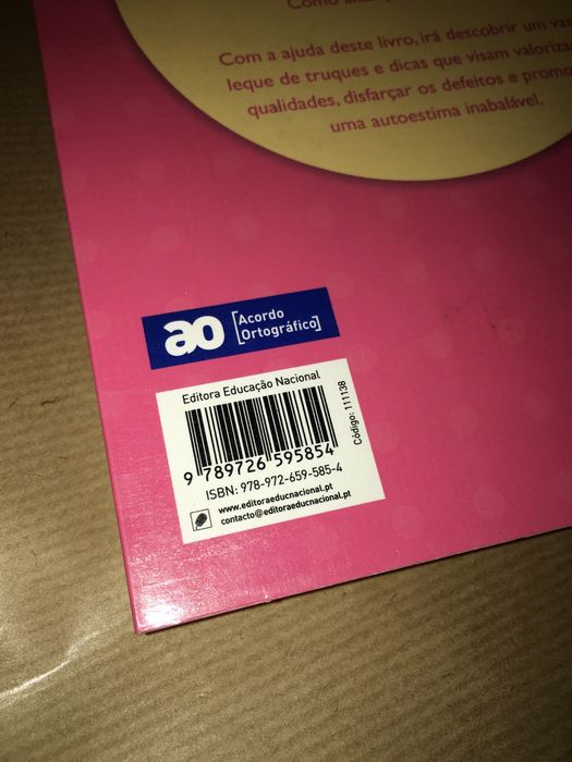 Livro Truques e Dicas para Estar Bela de Carmen Fernandez