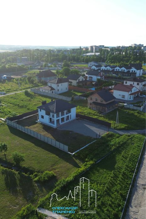 Саме те, що ви шукаєте. Шикарний двоповерховий будинок
