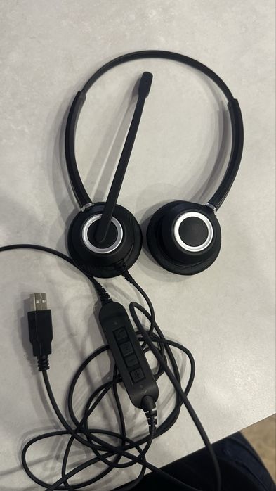 Наушники новые grandstream guv3000