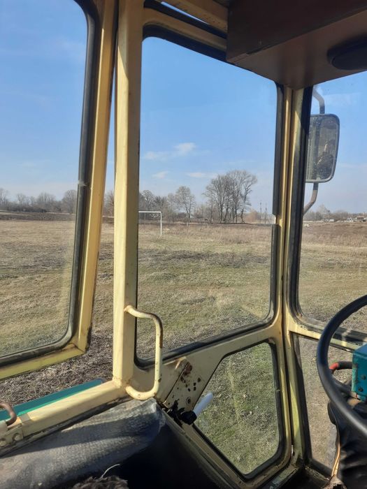 Продам трактор ЮМЗ-6