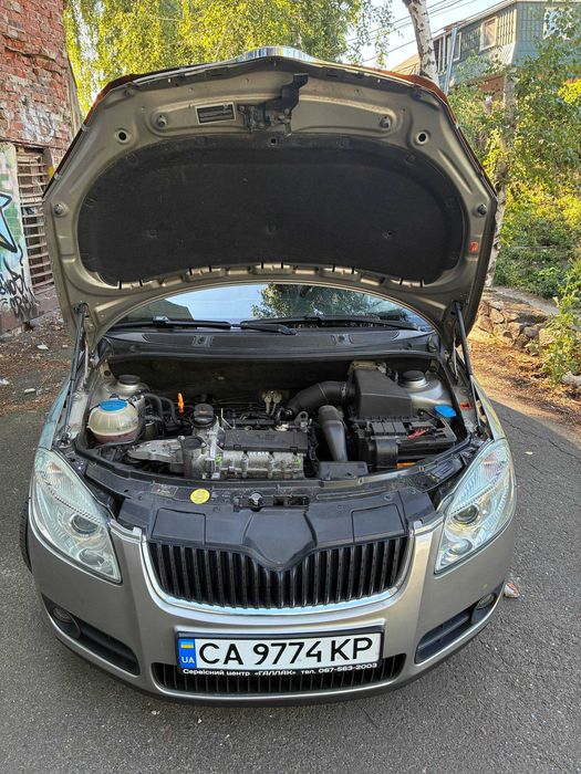 Продам Skoda Roomster 2009 ,1.2 механіка в комплектації Free
