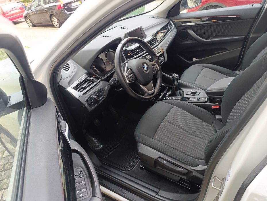 Vende-se BMW X2 1.8 sDrive. Um SUV desportivo para salientar o seu prestígio
