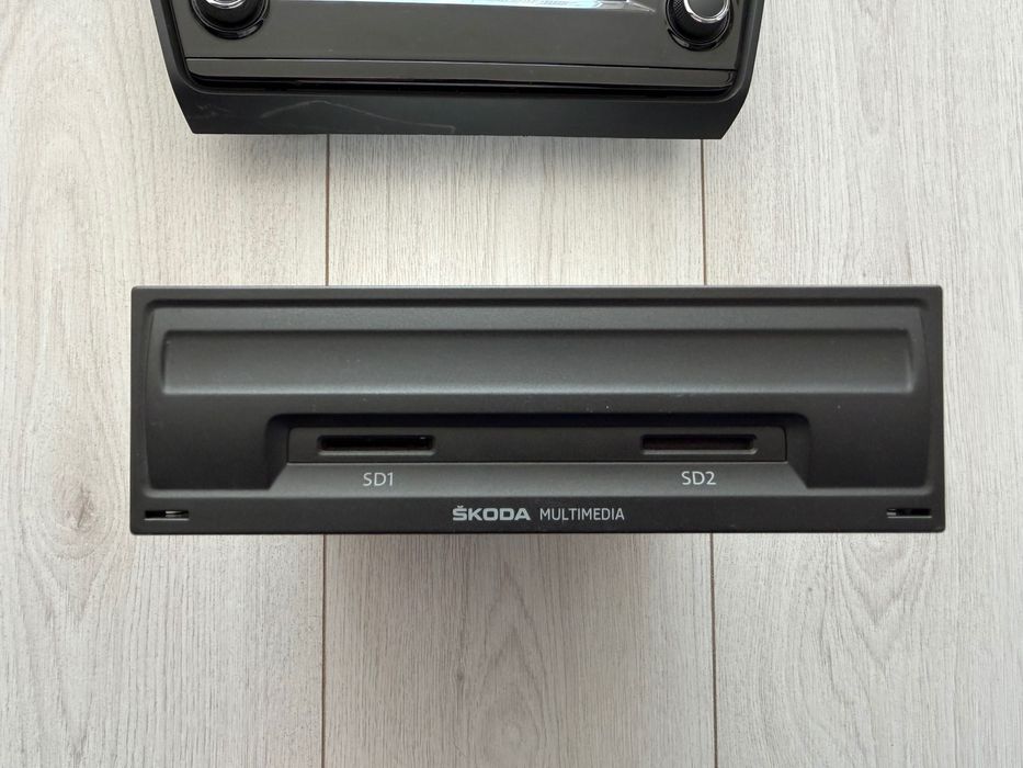 Магнітола Skoda Columbus CarPlay Mib2 Octavia A7 Kodiaq Karoq Android Auto навігація блок мультимедії Bolero Amundsen