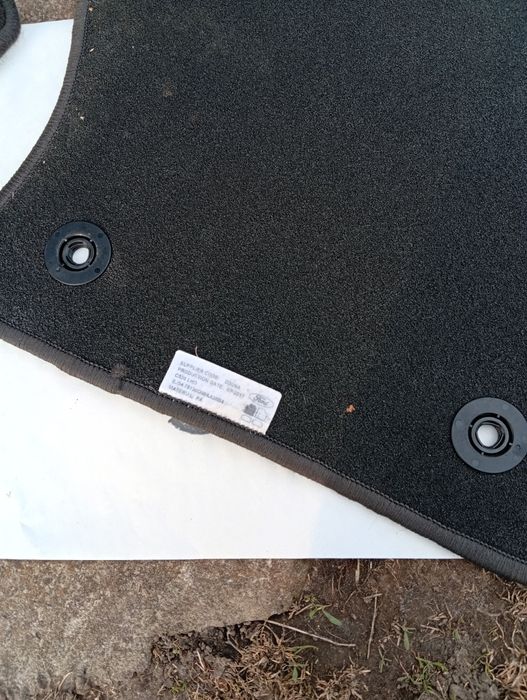 Оригінальні ворсові коврики Ford Escape 3 бу