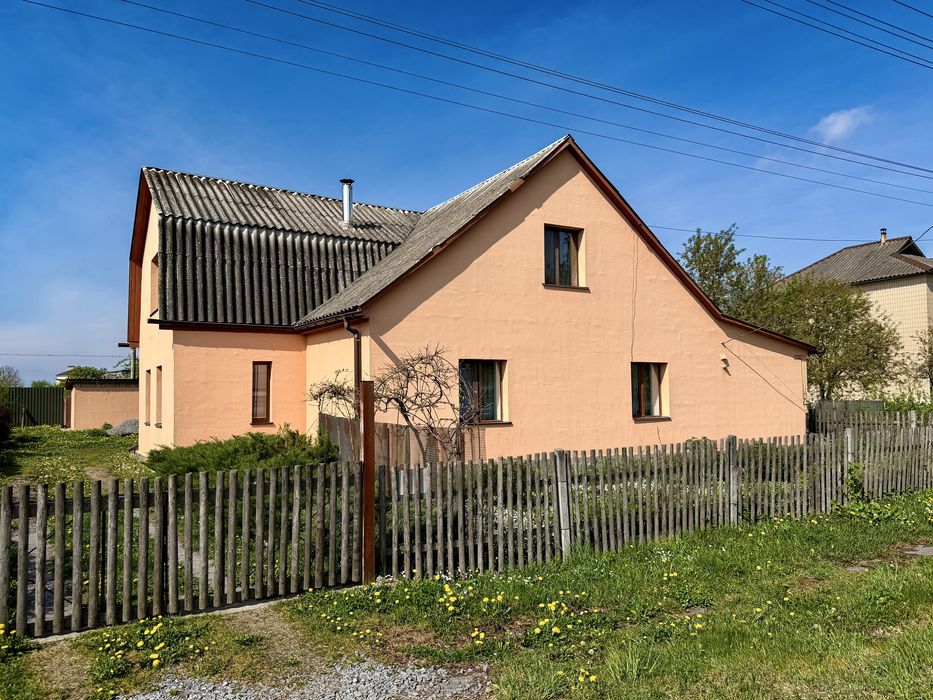 Великий будинок 120м у селі Гульськ (Звягель)