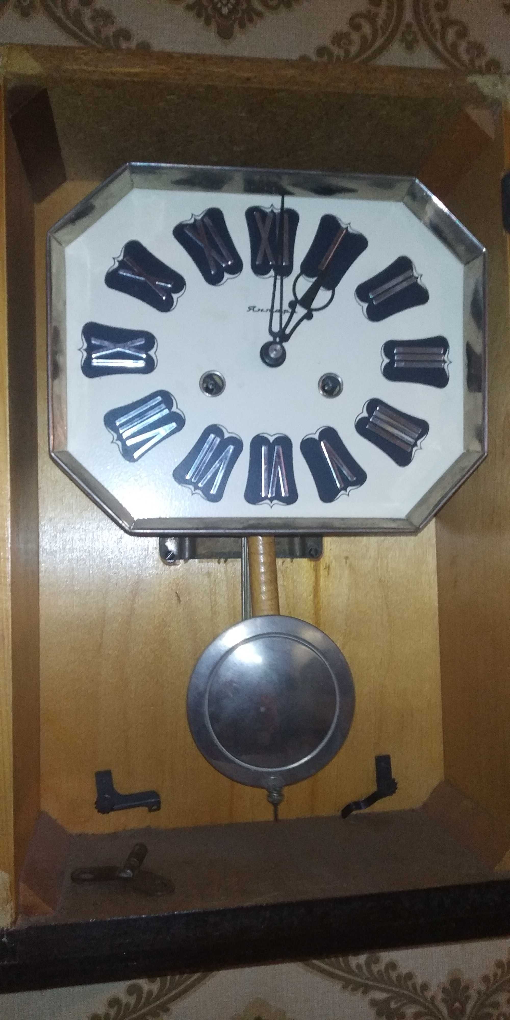 Часы настенные маятниковые Янтарь с боем СССР: 1 500 грн ...