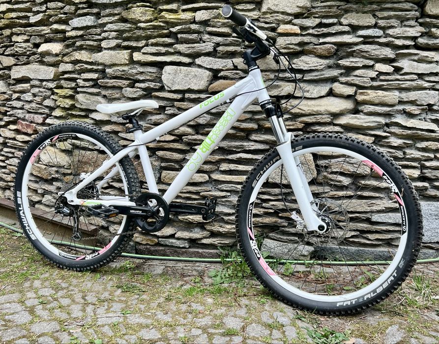 Rower Focus dirt Decision 89 26” M Marzocchi