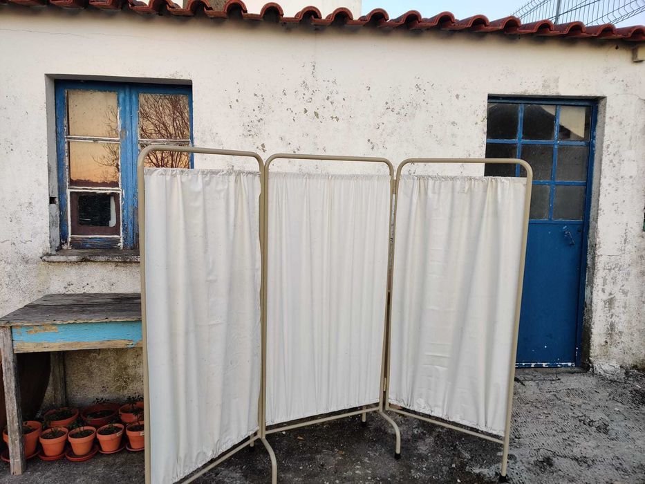 Biombo Hospitalar Vintage para CENOGRAFIA