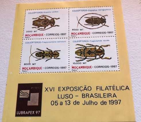 Conjunto 12 selos de Moçambique de 1997 e 1998