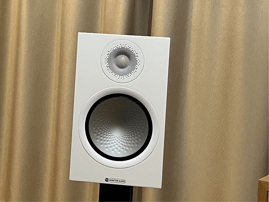 Акустика Monitor Audio Silver 100 7g .