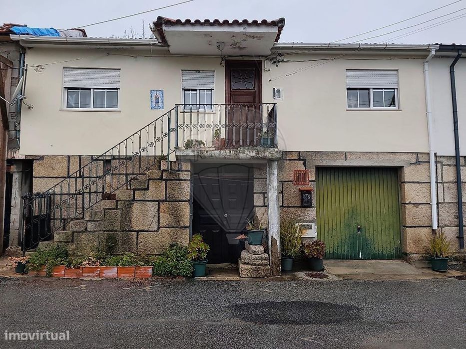 Moradia T2 para venda