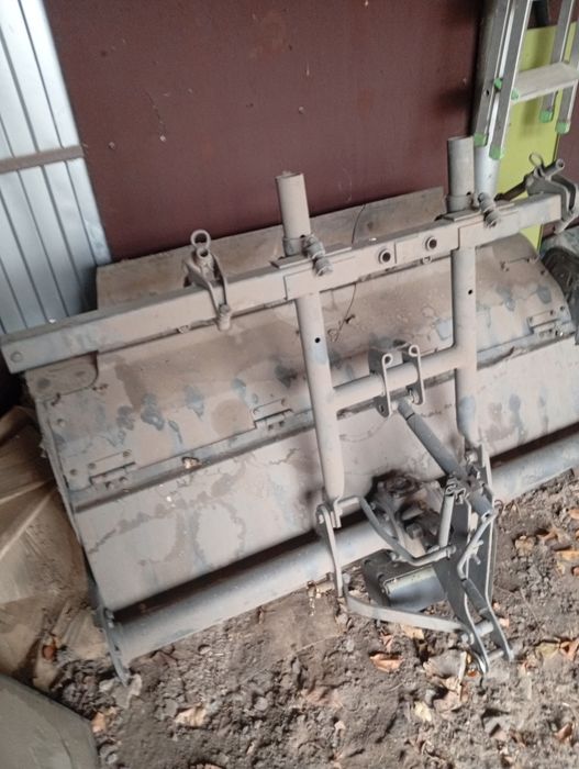 Продам японскую фрезу до мини трактора