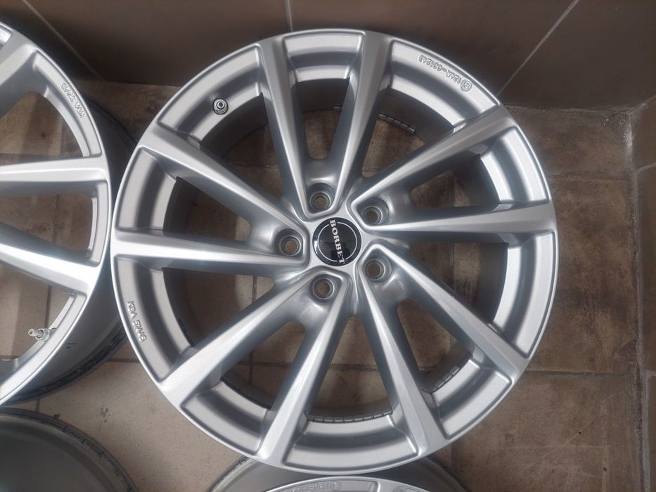Комплект легкосплавних дисків Skoda Volkswagen Audi Seat R18 5×112