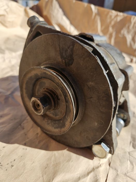 Аатомобильный генератор