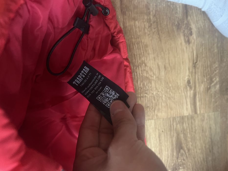 Czerwona kurtka trapstar drill drip winter zimowa