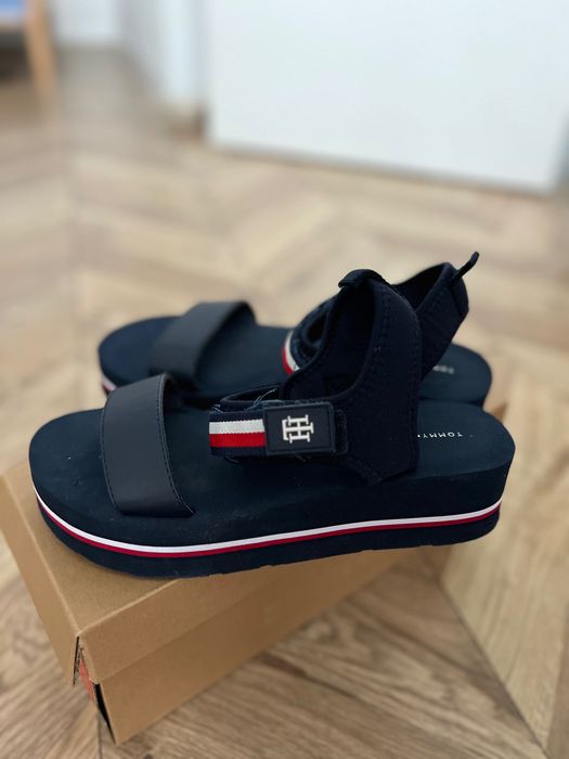 Босоніжки Tommy Hilfiger