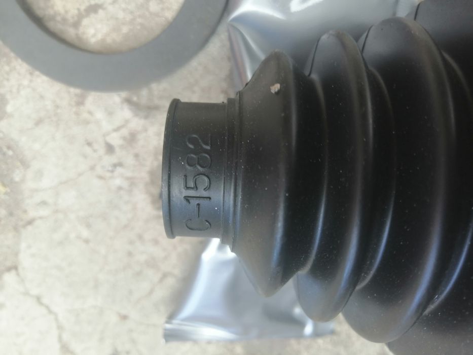 Продам новый пыльник Скудо Експерт Джампи