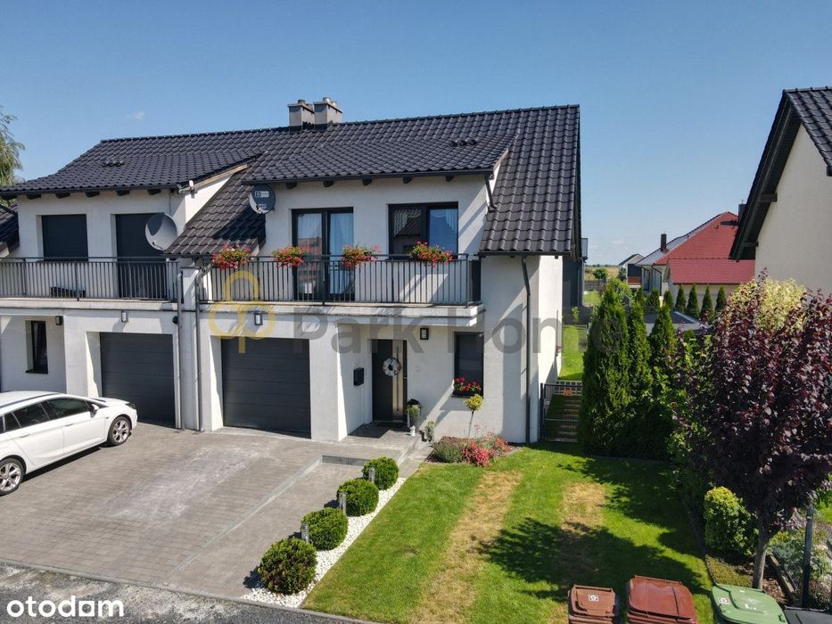 Piękny, zadbany bliźniak z garażem i zielenią!