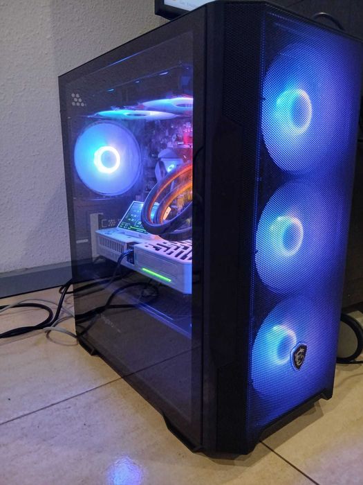 Pc\Torre Gaming * RTX 5060 TI 16GB * RYZEN 7 8700F * DDR5 32GB 6000 MHz * 1 TB SSD