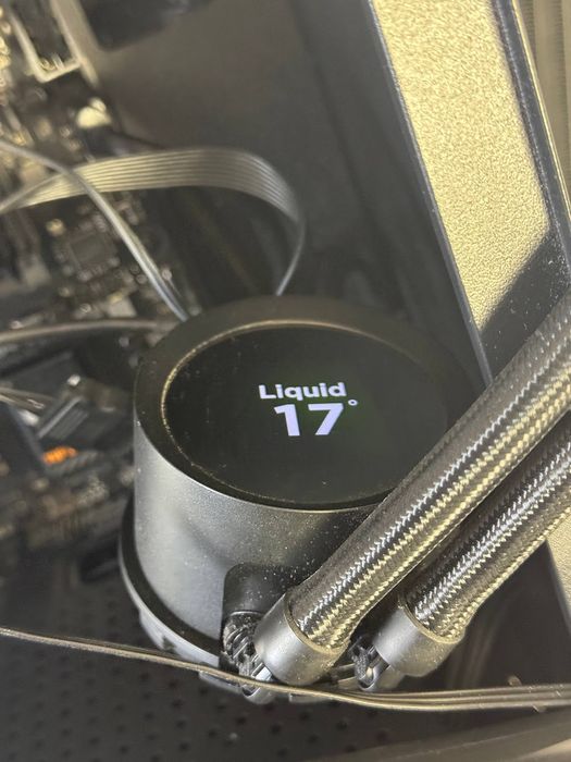 Система рідинного охолодження NZXT Kraken 360 RGB