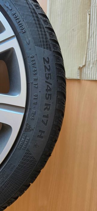 Pneus continental e jantes 225/45 R17 H