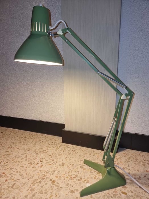 Candeeiro nórdico ( sueco ) de mesa vintage, anos 50/60. Design