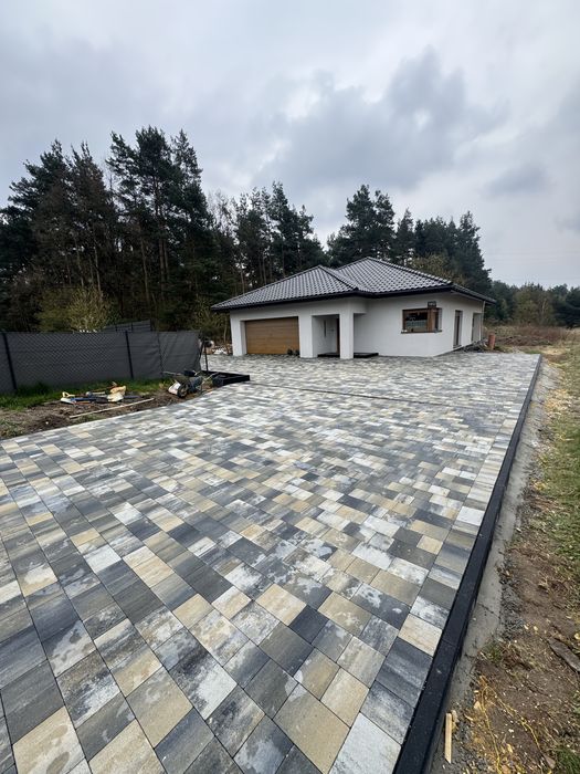 Układanie kostki brukowej - podjazdy, tarasy, chodniki
